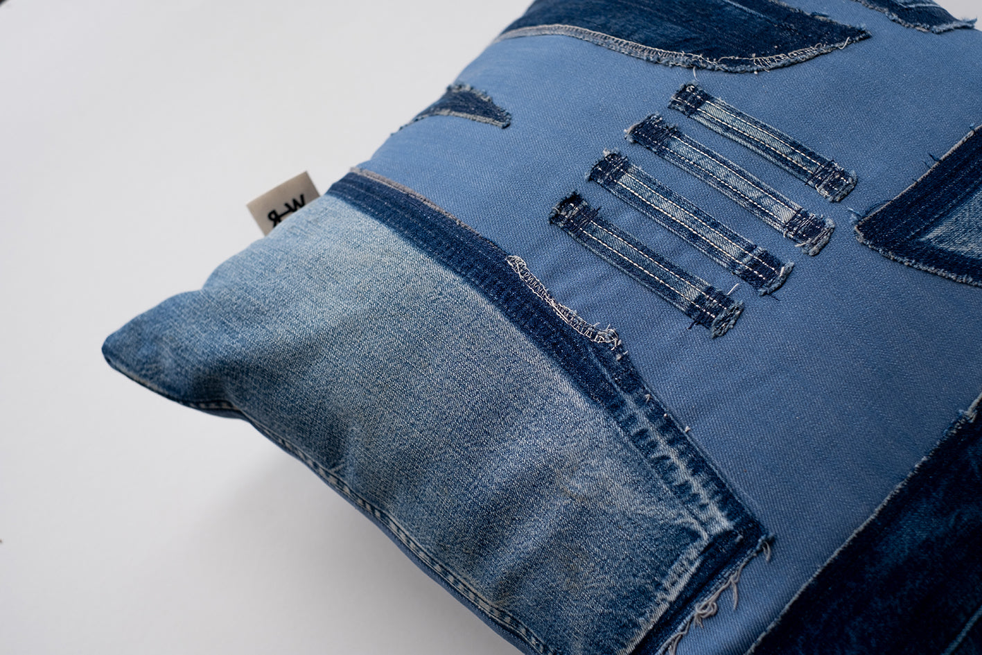 Panel design RW CUSHION<Blue>